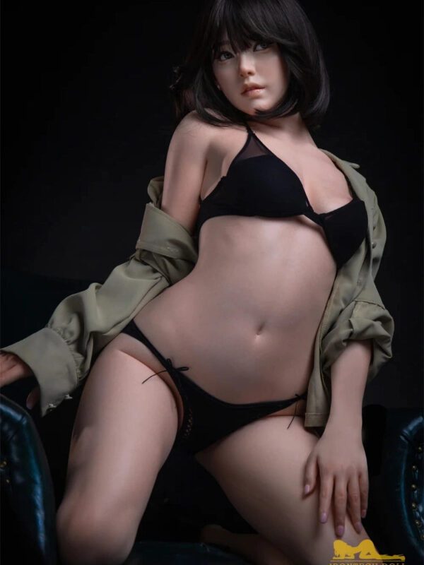 F2023-163cm(5.3ft) B Cup Silicone Life-Size Japanese Flat Chest Doll – Petite Proportions｜Irontech Doll - Image 2