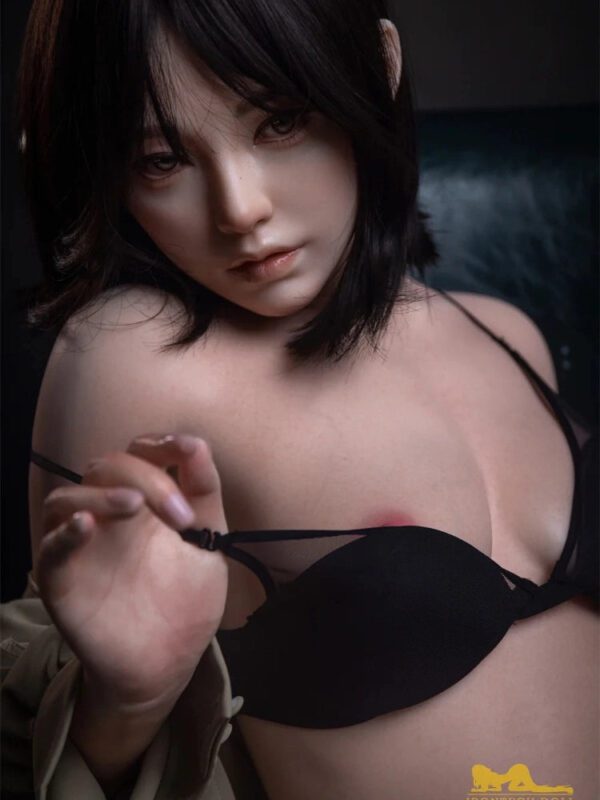 F2023-163cm(5.3ft) B Cup Silicone Life-Size Japanese Flat Chest Doll – Petite Proportions｜Irontech Doll - Image 4