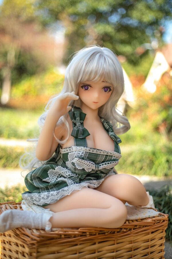XiaoMeng – Enchanting Miniature Japanese Anime Collectible Figurine - Image 14