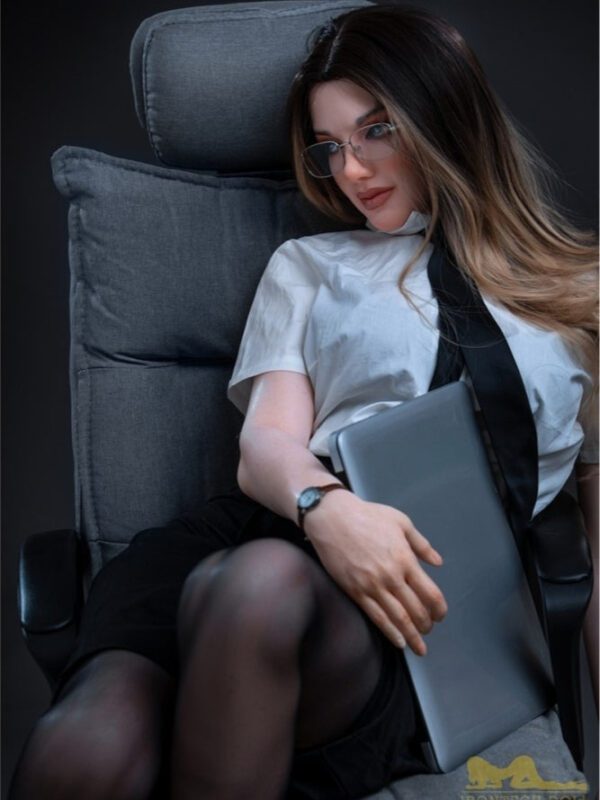F1302-168cm/5ft5 B Cup Ivy MILF Silicone Sex Doll｜Irontech Doll - Image 7