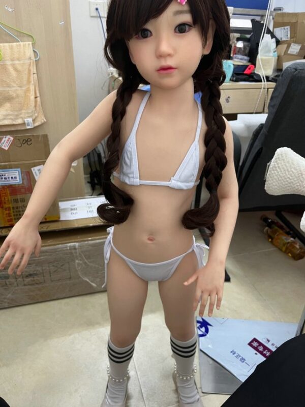 GB05# 106cm Super Real Silicone Cute Sex Doll - Image 2